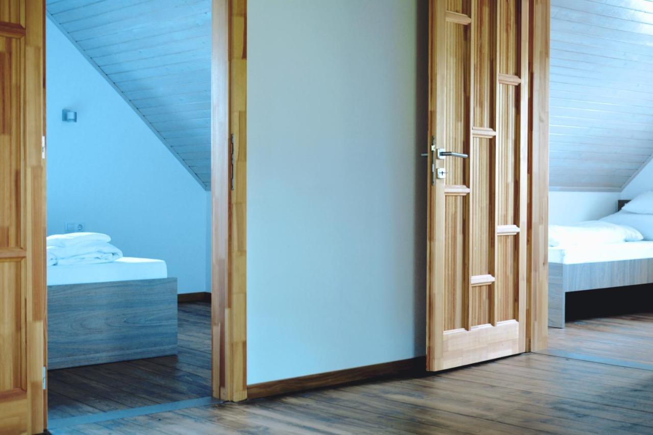Matko Airport Es Elmenykoezpont B&B 외부 사진