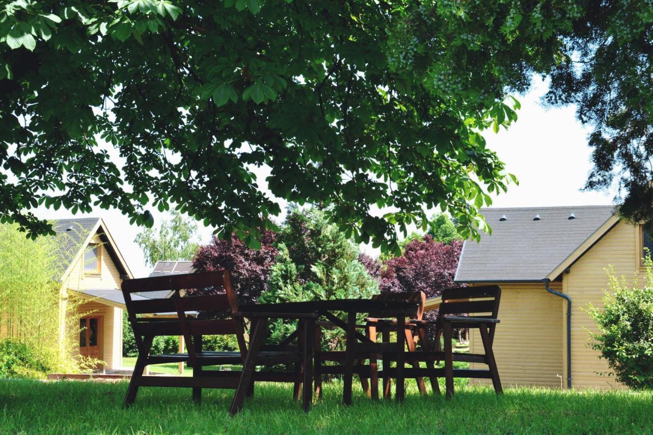 Matko Airport Es Elmenykoezpont B&B 외부 사진